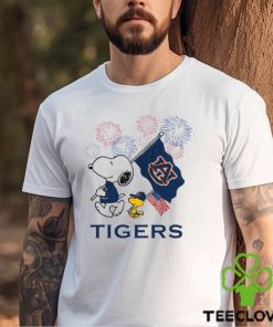 Snoopy Football Happy 4th Of July Auburn Tigers Shirt