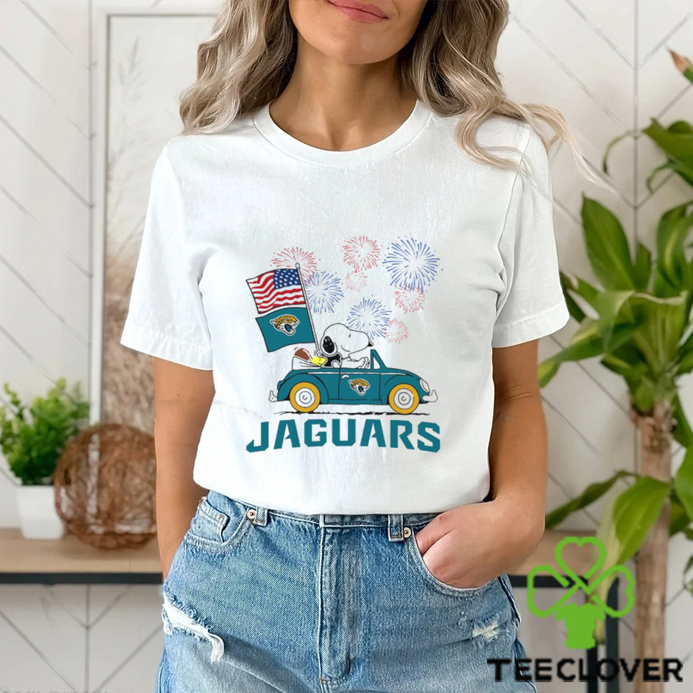 Snoopy Football Happy 4th Of July Jacksonville Jaguars Shirt Snoopy Football Happy 4th Of July Jacksonville Jaguars Shirt