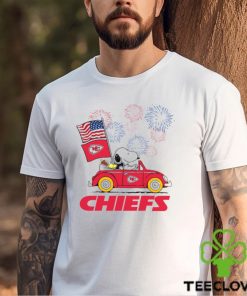 Snoopy Football Happy 4th Of July Kansas City Chiefs Shirt