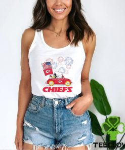 Snoopy Football Happy 4th Of July Kansas City Chiefs Shirt 2 Snoopy Football Happy 4th Of July Kansas City Chiefs Shirt