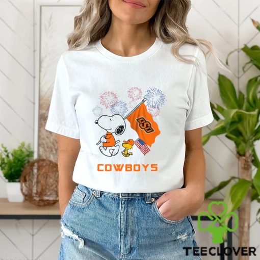 Snoopy Football Happy 4th Of July Oklahoma State Cowboys Shirt
