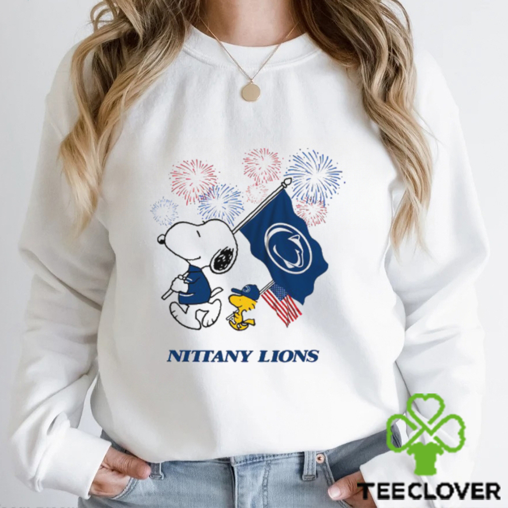 Snoopy Football Happy 4th Of July Penn State Nittany Lions Shirt Snoopy Football Happy 4th Of July Penn State Nittany Lions Shirt