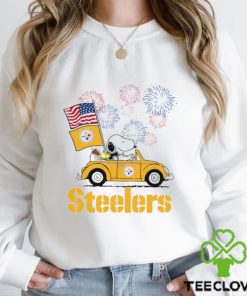 Snoopy Football Happy 4th Of July Pittsburgh Steelers Shirt 3 Snoopy Football Happy 4th Of July Pittsburgh Steelers Shirt