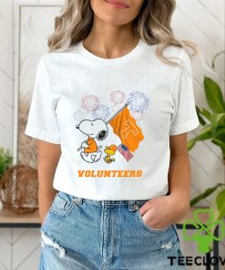 Snoopy Football Happy 4th Of July Tennessee Volunteers Shirt