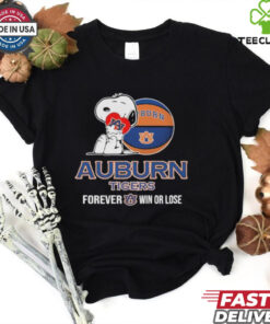 Snoopy Hug Heart Auburn Tigers Forever Win Or Lose T shirts