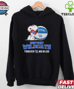 Snoopy Hug Heart Kentucky Wildcats Forever Win Or Lose T shirts