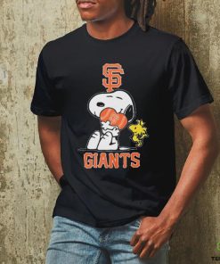 Snoopy Hug Heart San Francisco Giants Baseball hoodie, sweater, longsleeve, shirt v-neck, t-shirt