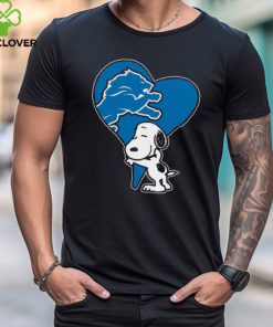 Snoopy Hugs The Detroit Lions Heart NFL Shirt
