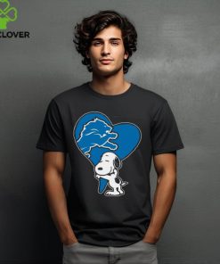 Snoopy Hugs The Detroit Lions Heart NFL Shirt