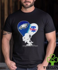 Snoopy Love Philadelphia Eagles Phillies Shirt 2 Snoopy Love Philadelphia Eagles Phillies Shirt