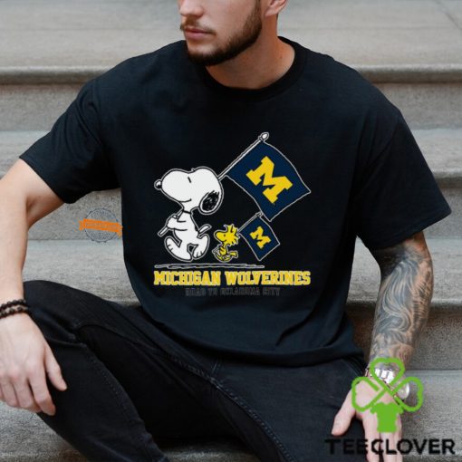 Snoopy Michigan Wolverines Road To Oklahoma City flag shirt