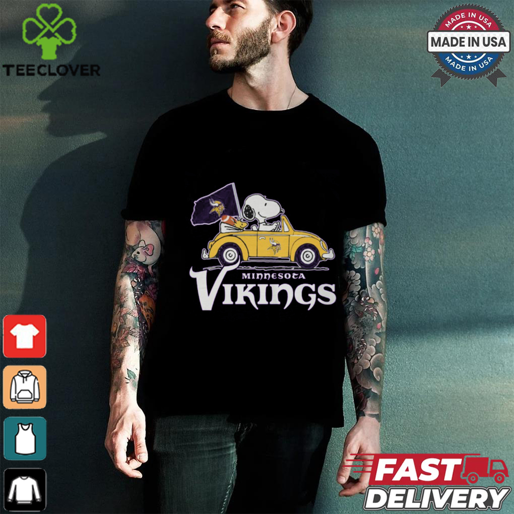 Snoopy Minnesota Vikings shirt Snoopy Minnesota Vikings shirt