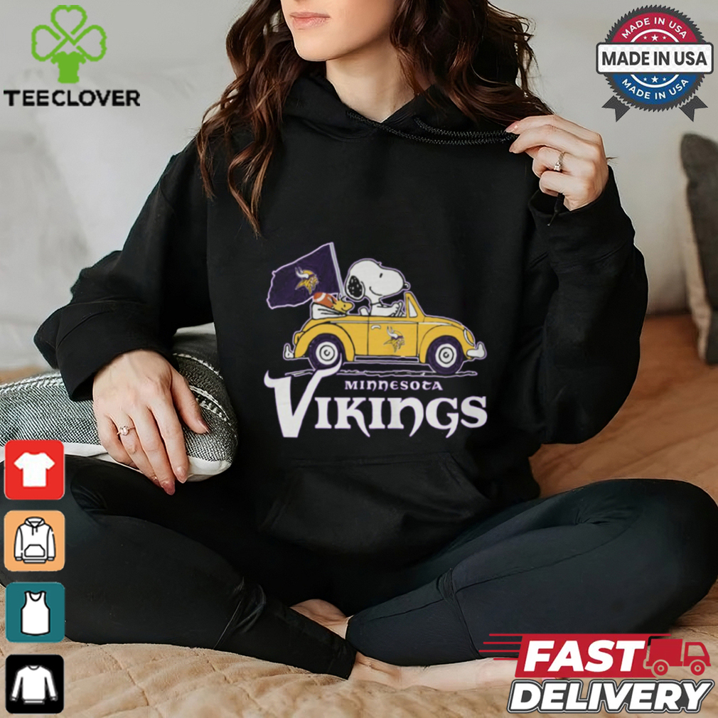 Snoopy Minnesota Vikings shirt Snoopy Minnesota Vikings shirt