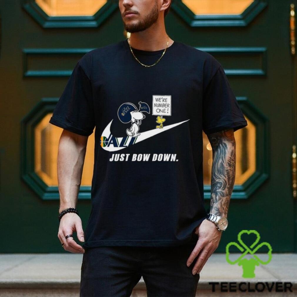 Snoopy NBA Just Bow Down Utah Jazz shirt Snoopy NBA Just Bow Down Utah Jazz shirt