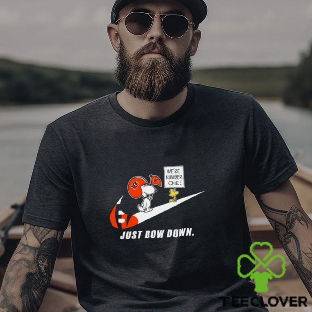 Snoopy NFL Just Bow Down Cincinnati Bengals shirt Snoopy NFL Just Bow Down Cincinnati Bengals shirt