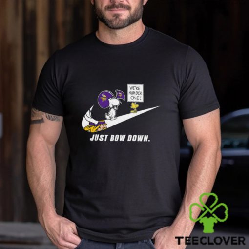 Snoopy NFL Just Bow Down Minnesota Vikings shirt