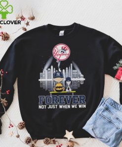 Snoopy New York Yankees Baseball Team Skyline Forever Shirt