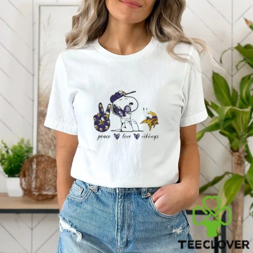 Snoopy Peace Love Minnesota Vikings Shirt