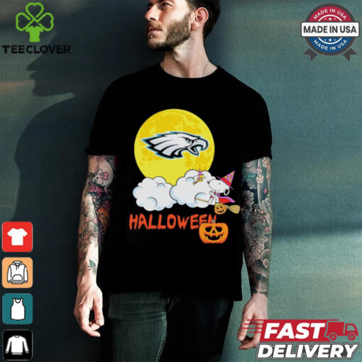 Snoopy Philadelphia Eagles NFL Halloween 2024 Shirt