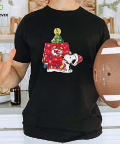 Snoopy Santa Hat Kansas City Chiefs Christmas Shirt Gift Shirt