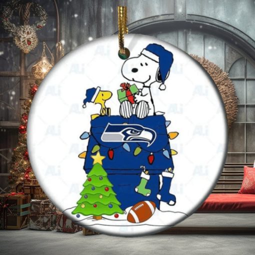Snoopy Seattle Seahawks NFL NFL Player Ceramic Ornament