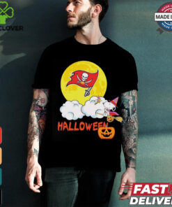 Snoopy Tampa Bay Buccaneers NFL Halloween 2024 Shirt