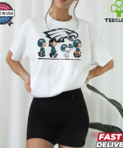 Snoopy Teams Abbey Road Philadelphia Eagles T Shirt