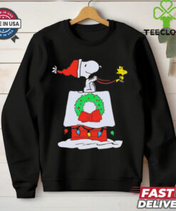 Snoopy Woodstock Wreath Dog House Pull Over Christmas shirt