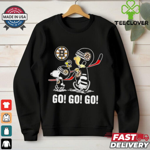 Snoopy and Charlie Brown Boston Bruins Hockey go go go shirt
