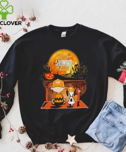 Snoopy and Charlie Brown Chicago Bears Halloween Shirt