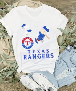 Snoopy and Charlie Brown playing baseball Texas Rangers shirt