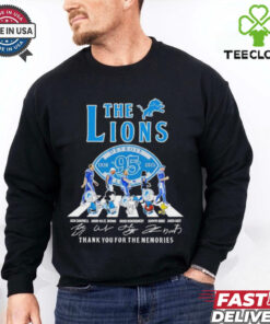 Snoopy and Friends The Detroit Lions Road Jared Goff Gibbs Montgomery Brown and Campbell Signatures shirt