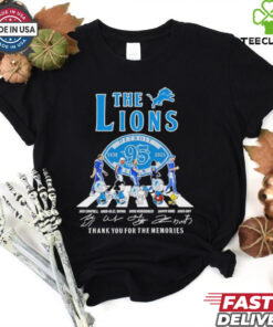 Snoopy and Friends The Detroit Lions Road Jared Goff Gibbs Montgomery Brown and Campbell Signatures shirt