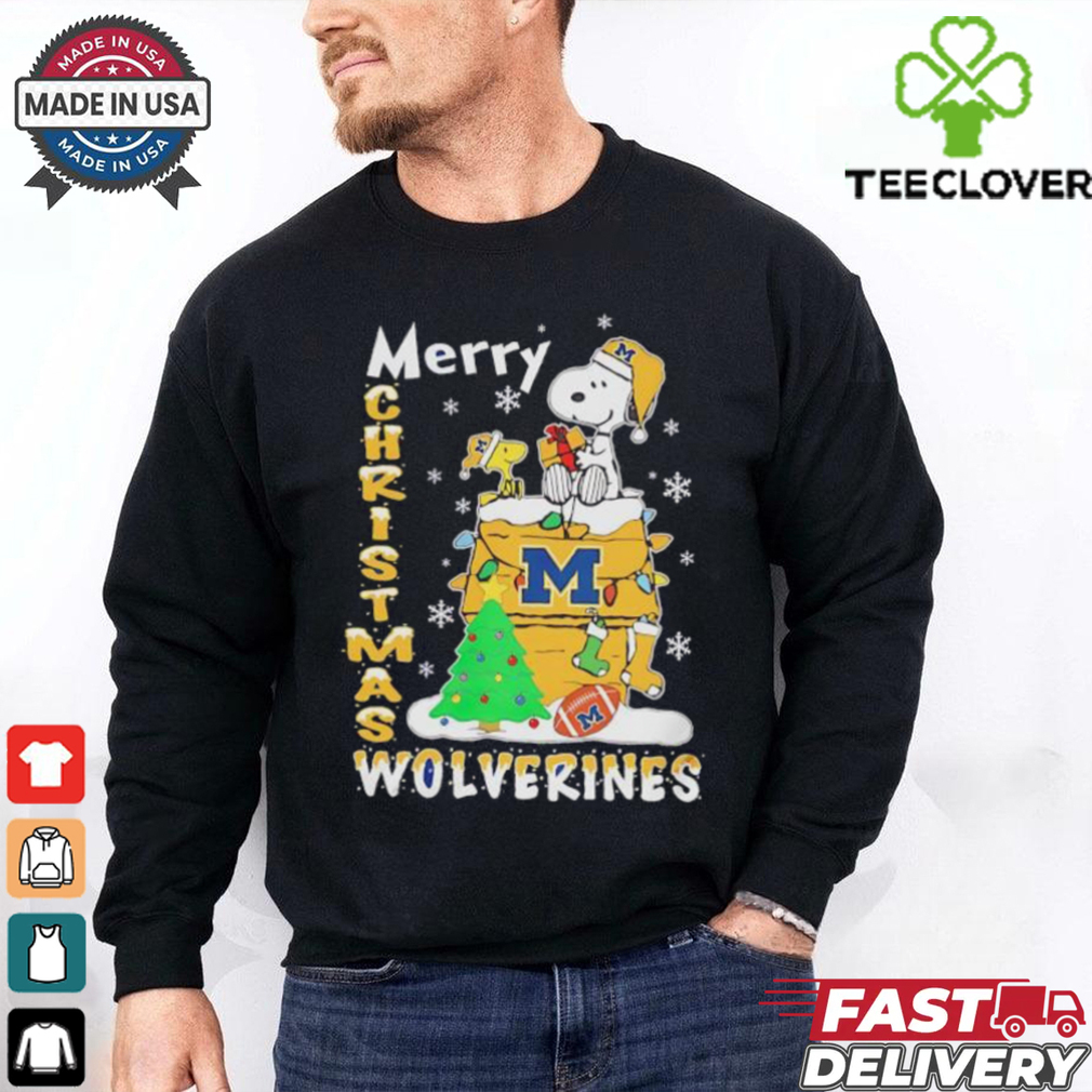 Snoopy and Woodstock Merry Christmas Michigan Wolverines shirt Snoopy and Woodstock Merry Christmas Michigan Wolverines shirt