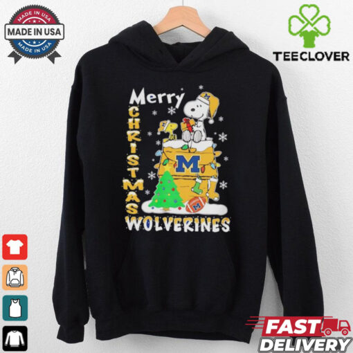 Snoopy and Woodstock Merry Christmas Michigan Wolverines shirt