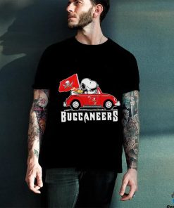 Snoopy and Woodstock drive Car Buccaneers football shirt, hoodie, sweater  and long sleeve