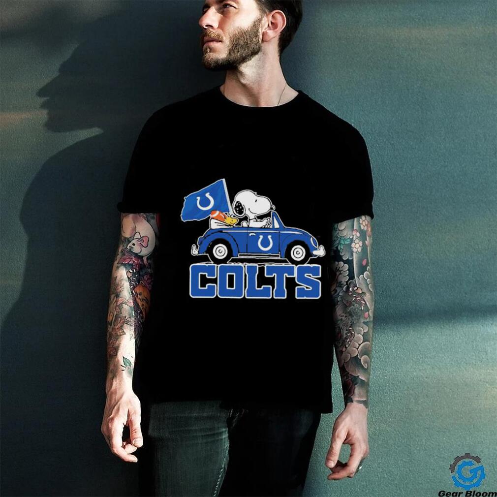 Snoopy and Woodstock drive Car Colts football shirt Snoopy and Woodstock drive Car Colts football shirt