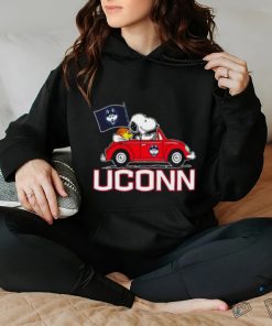 Snoopy and Woodstock driver car uconn huskies shirt