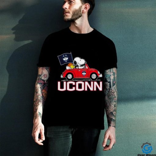 Snoopy and Woodstock driver car uconn huskies shirt