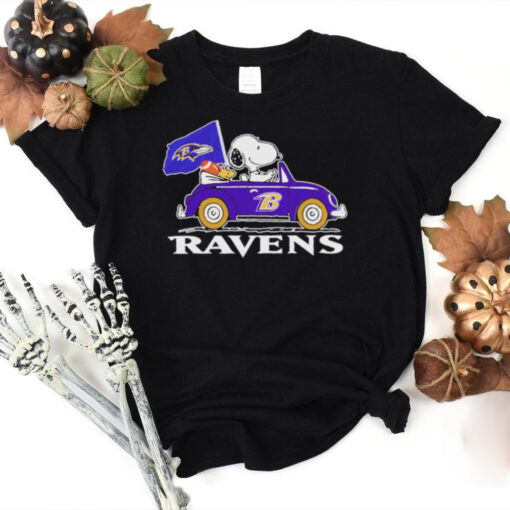 Snoopy and Woodstock driving car Baltimore Ravens hoodie, sweater, longsleeve, shirt v-neck, t-shirt