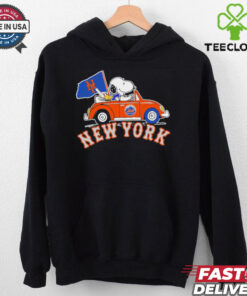 Snoopy and Woodstock driving car New York Mets 2024 MLB Playoff hoodie, sweater, longsleeve, shirt v-neck, t-shirt