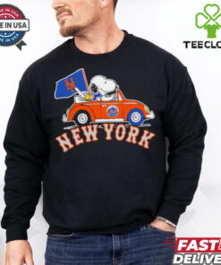 Snoopy and Woodstock driving car New York Mets 2024 MLB Playoff hoodie, sweater, longsleeve, shirt v-neck, t-shirt