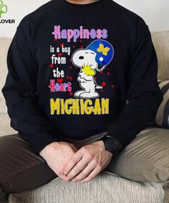 Snoopy and Woodstock happiness is a hug from the heart Michigan Wolverines hoodie, sweater, longsleeve, shirt v-neck, t-shirt