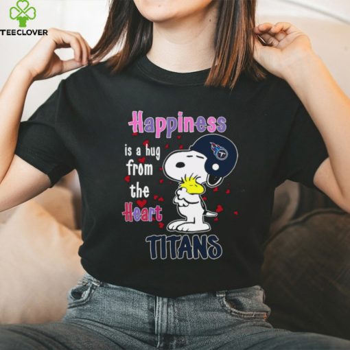 Snoopy and Woodstock happiness is a hug from the heart Tennessee Titans hoodie, sweater, longsleeve, shirt v-neck, t-shirt