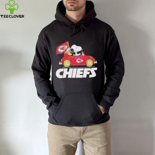 Snoopy and woodstocks driver car Kansas city Chiefs hoodie, sweater, longsleeve, shirt v-neck, t-shirt