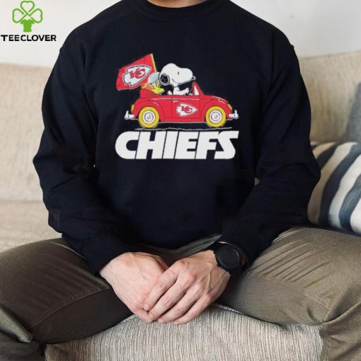 Snoopy and woodstocks driver car Kansas city Chiefs hoodie, sweater, longsleeve, shirt v-neck, t-shirt