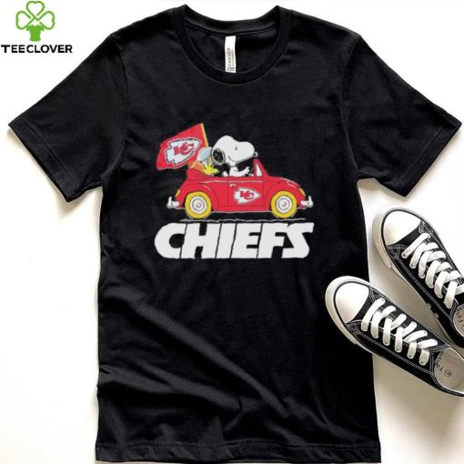 Snoopy and woodstocks driver car Kansas city Chiefs hoodie, sweater, longsleeve, shirt v-neck, t-shirt