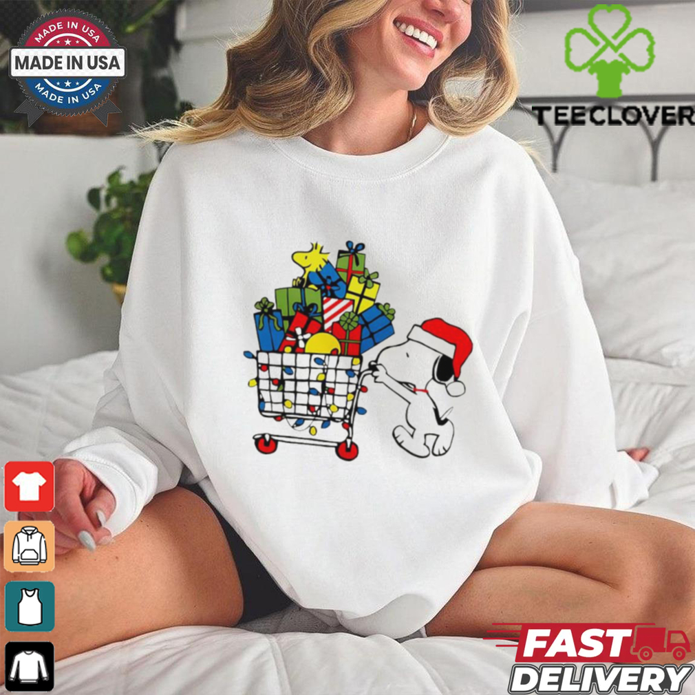 Snoopy go to the supermarket christmas shirt Snoopy go to the supermarket christmas shirt