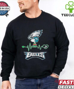 Snoopy heartbeat Philadelphia Eagles shirt Limited Edition