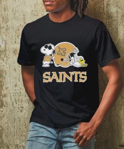 Snoopy helmet New Orleans Saints shirt